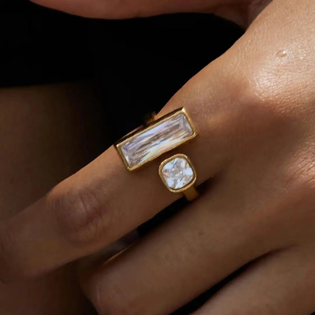 Anillo abierto dúo de baguettes geométricos