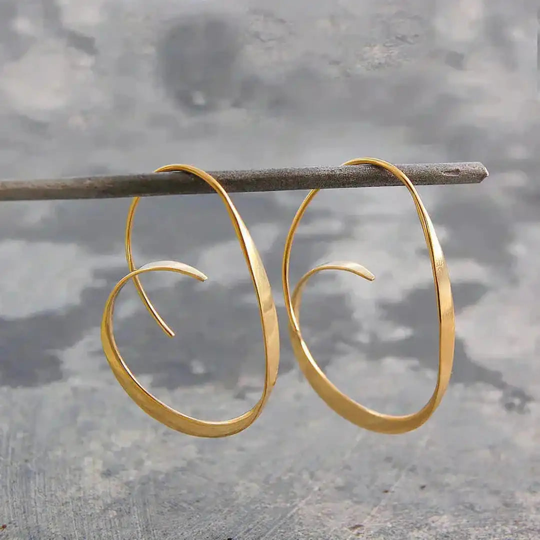 Pendientes colgantes en espiral abierta