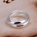 Anillos finos apilados de plata