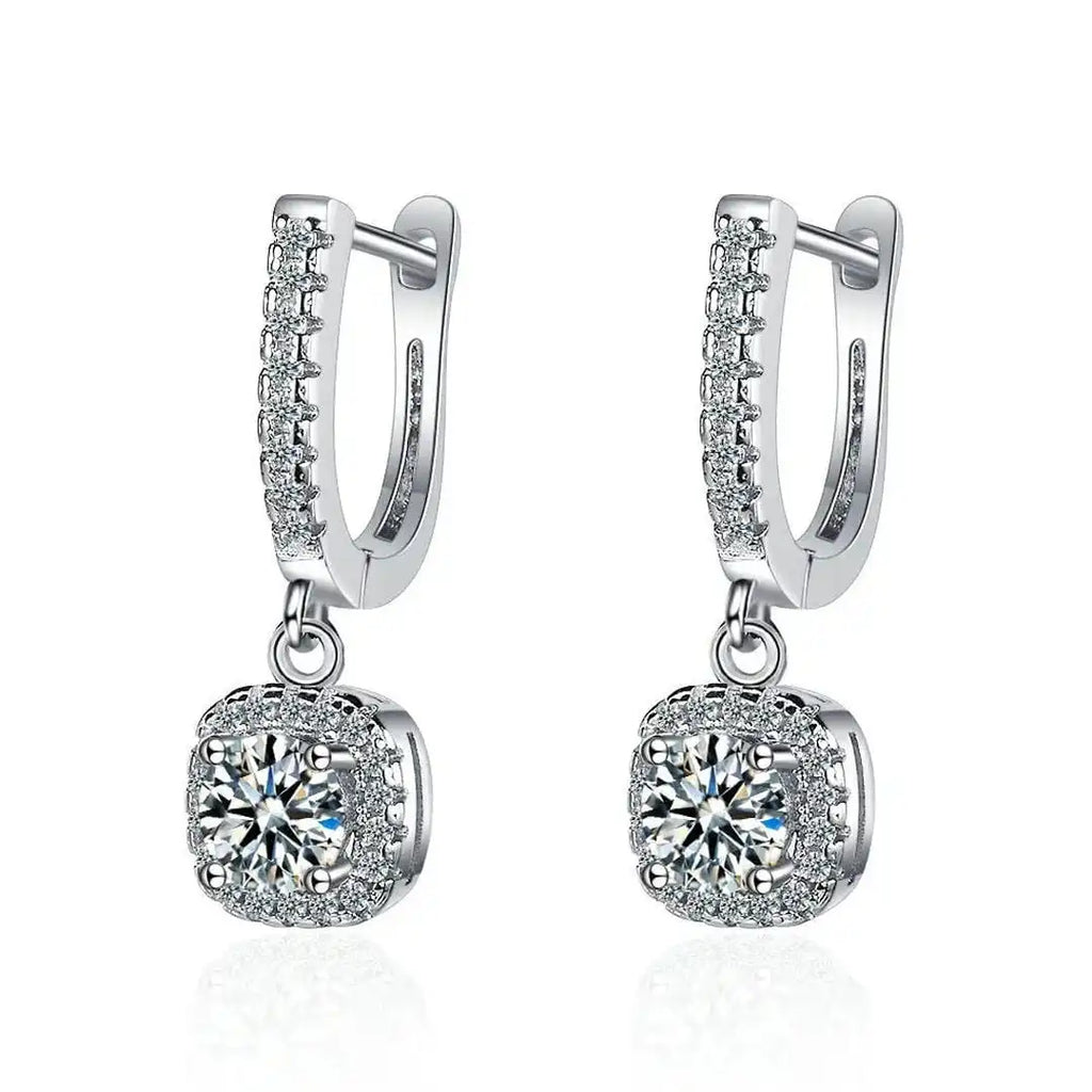 Pendientes Clásicos de Oro Blanco con Piedras
