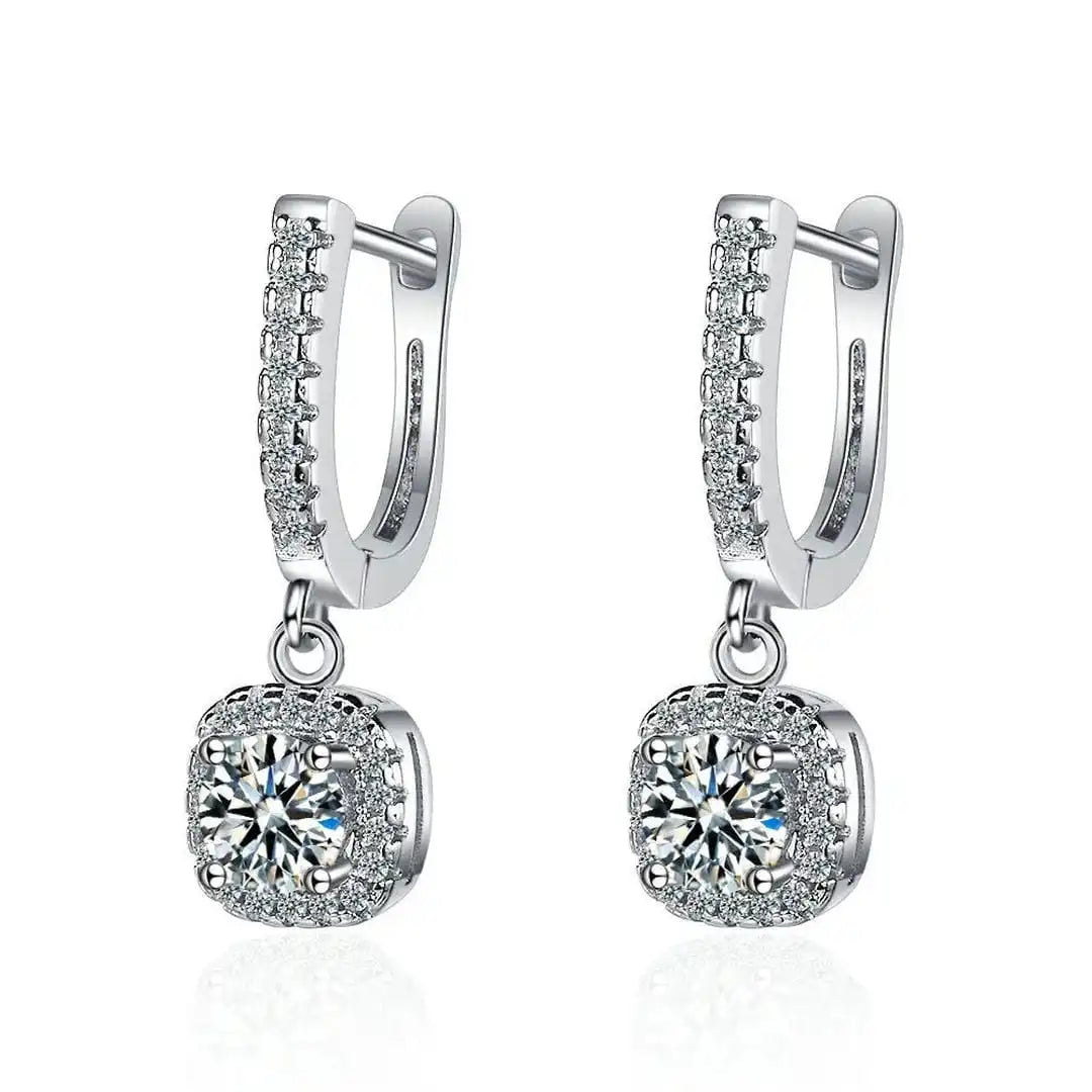 Pendientes Clásicos de Oro Blanco con Piedras
