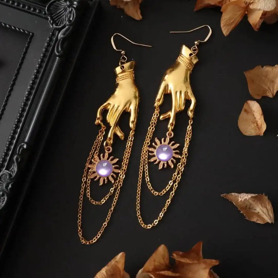 Pendientes de cadena con diseño de sol y rayos "Golden Hand"
