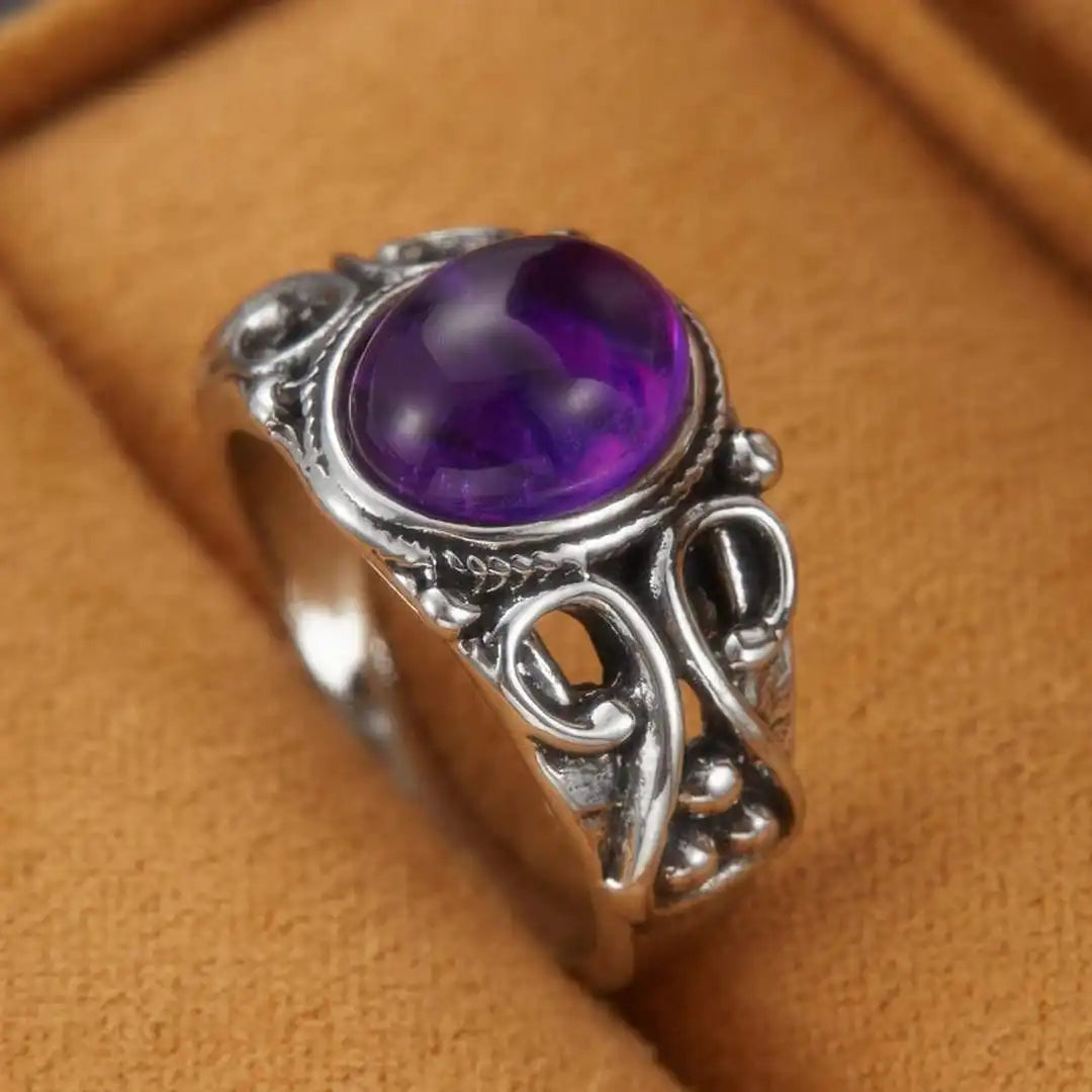 Anillo ovalado de pergamino plateado y morado clásico