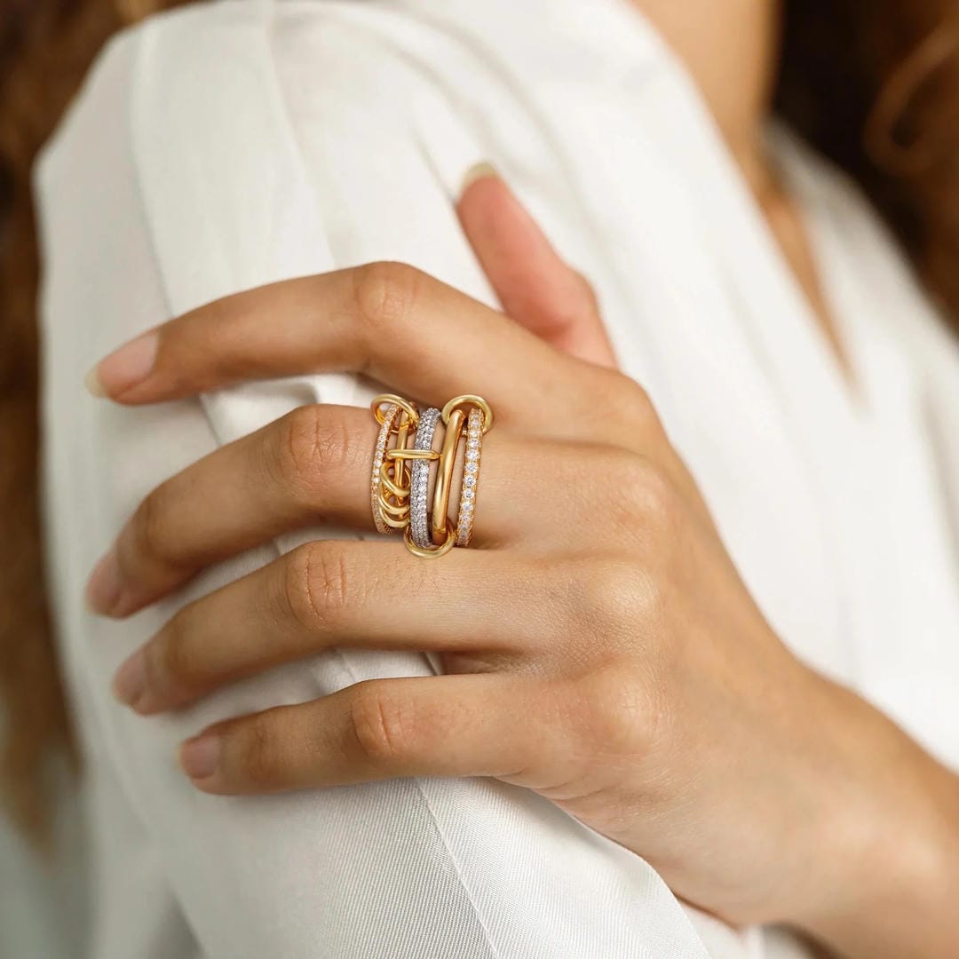 Anillo Blaise con Cristales Apilados