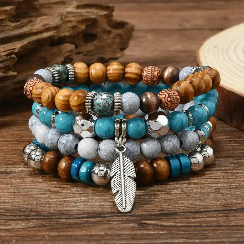 Pulsera bohemia de plumas con cuentas turquesas