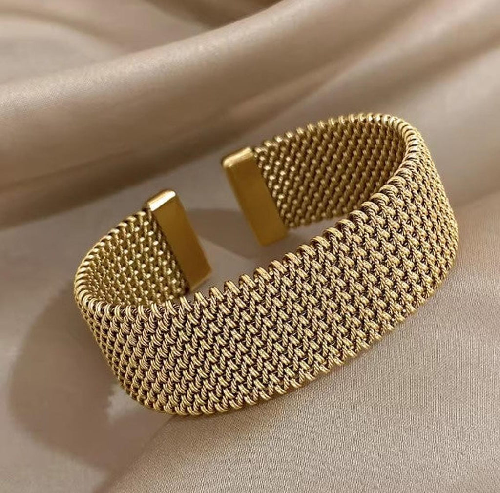 Pulsera Clásica Abierta de Malla Trenzada Vintage