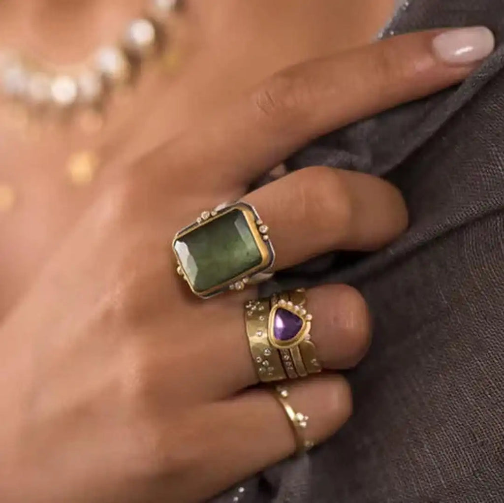 Anillo cuadrado retro francés de cristal