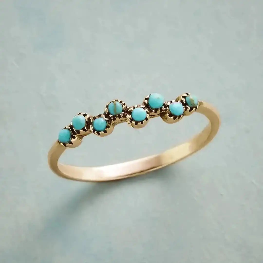 Anillo atemporal de cuentas turquesa