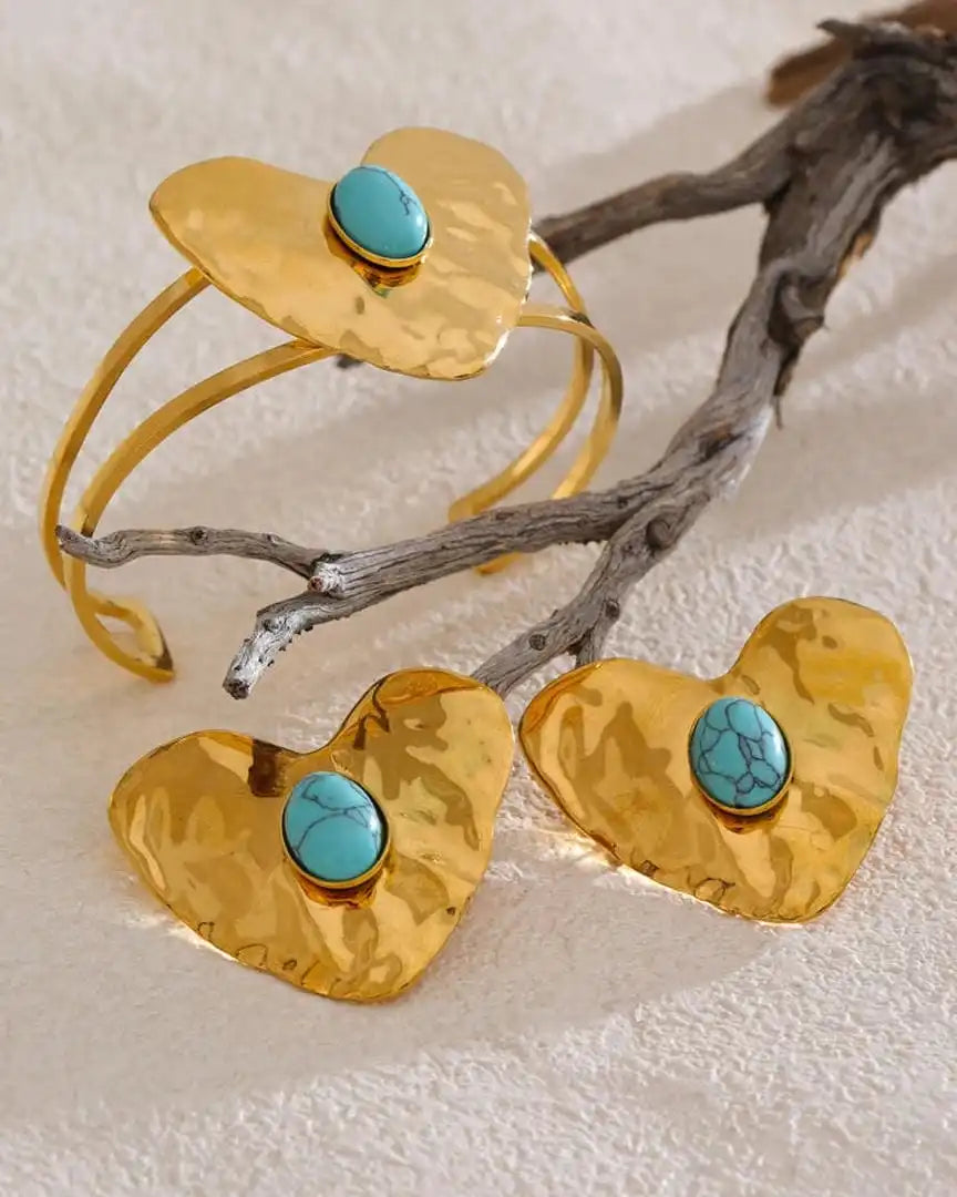 Juego de pendientes, anillo y pulsera de oro con incrustaciones de turquesa en forma de corazón, estilo vintage