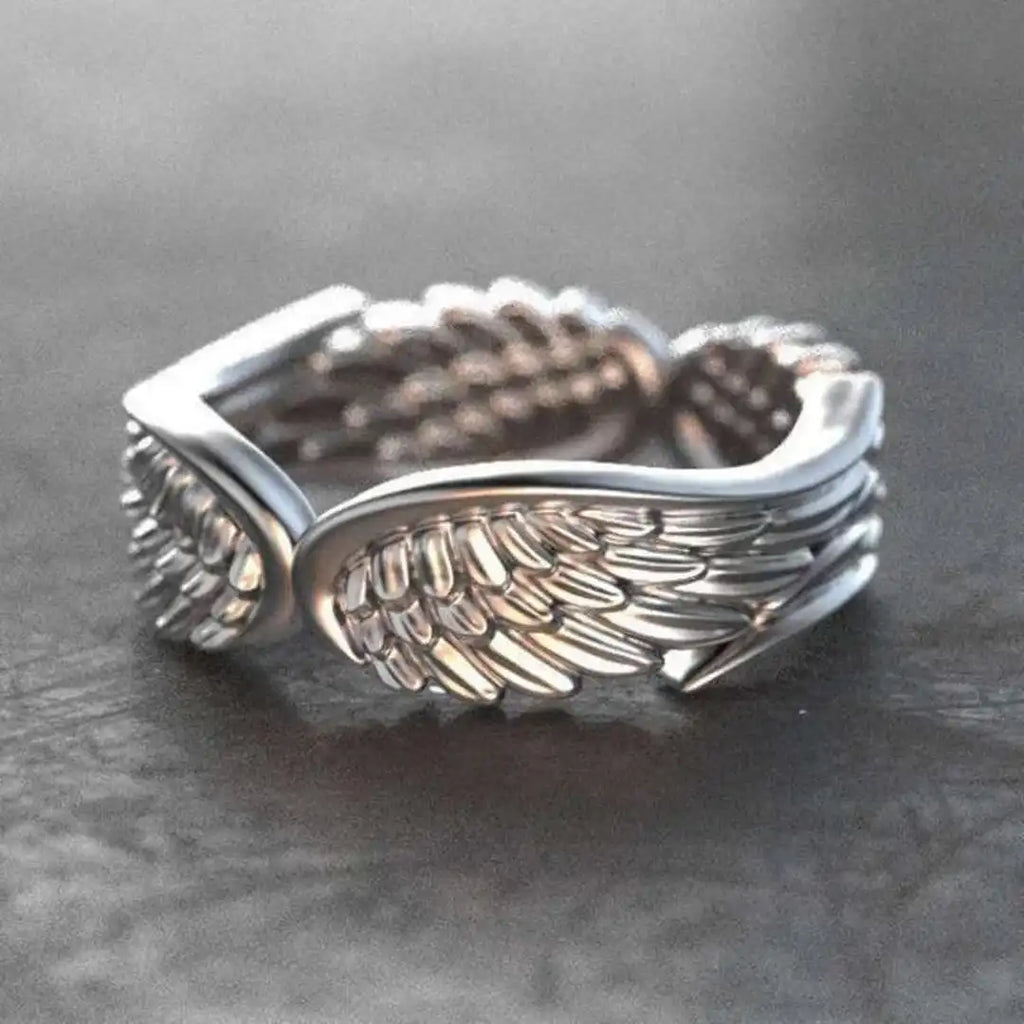 Anillo Ajustable de Alas de Ángel Plateadas