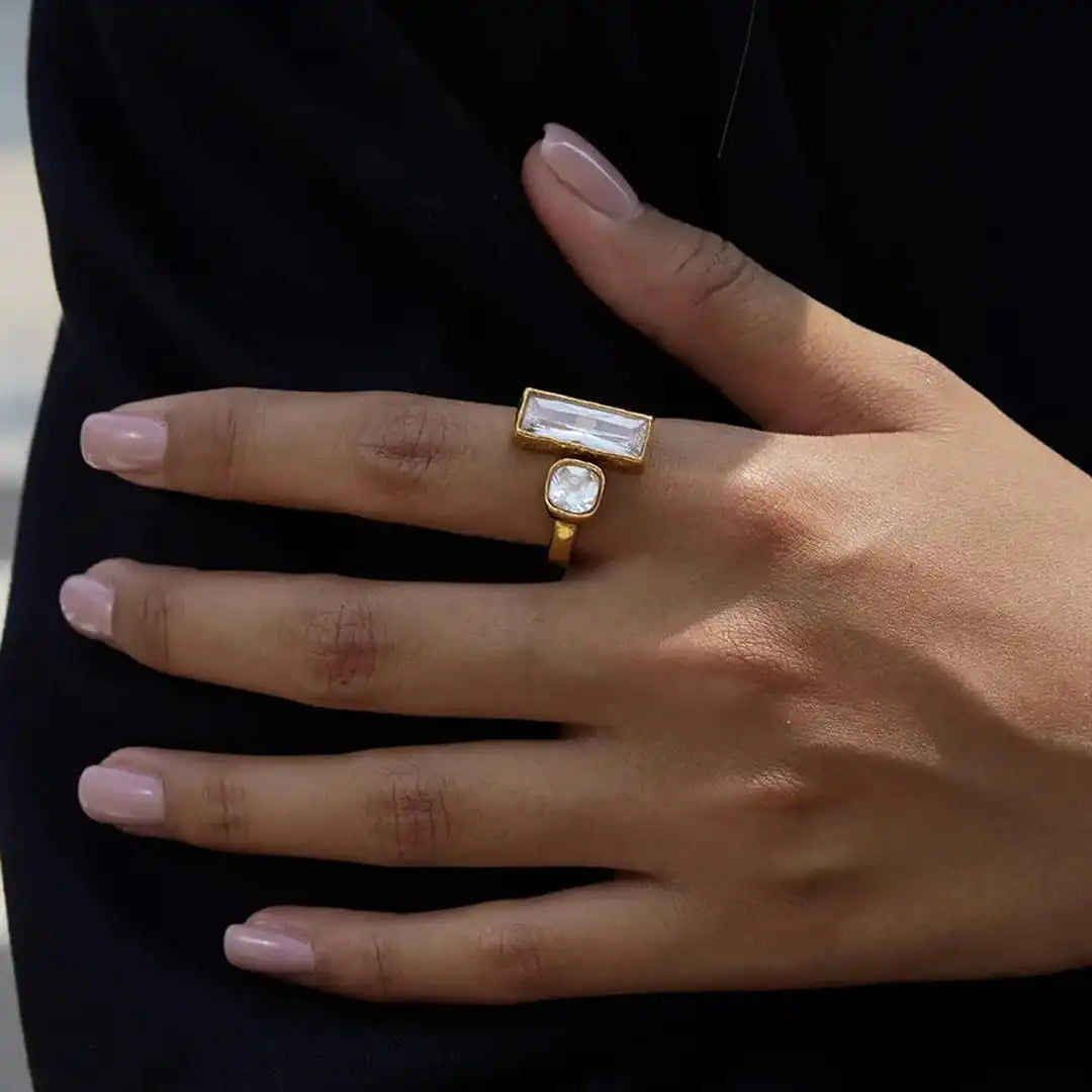 Anillo abierto dúo de baguettes geométricos