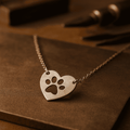 Collar con colgante de corazón para cenizas conmemorativas