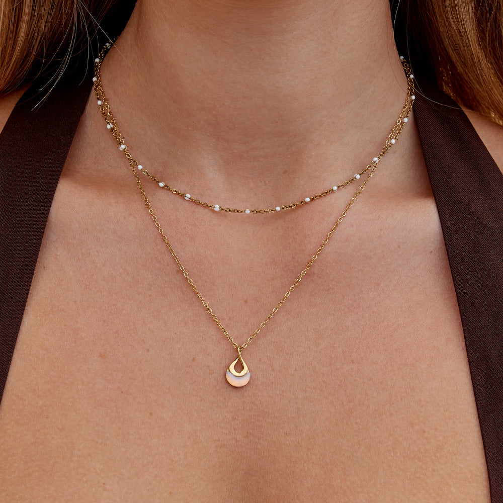 Collar con Colgante de Piedra Blanca Tiffany