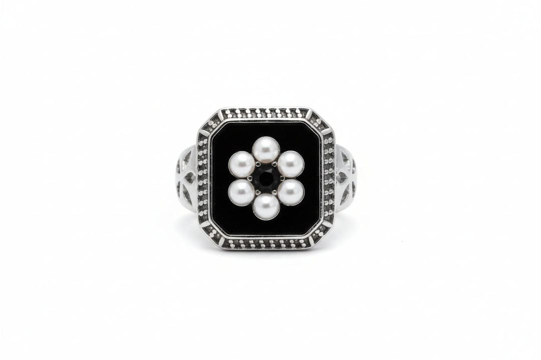 Anillo vintage de piedra negra