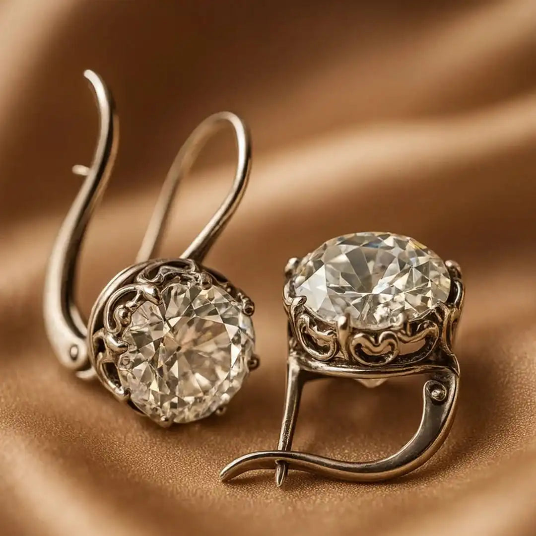 Aretes de lujo vintage de plata con circonita