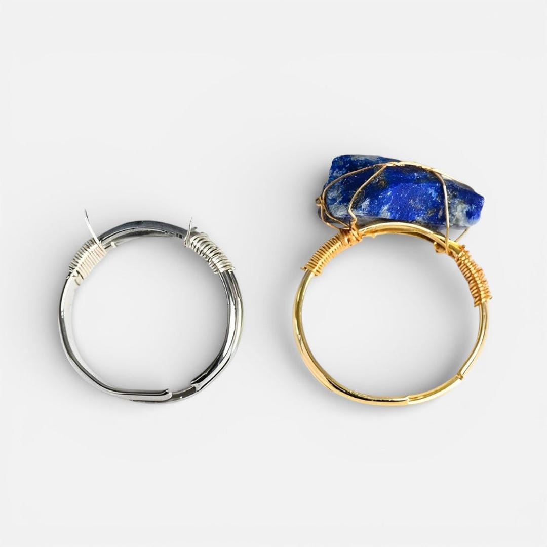 Anillos de oro con cristal en bruto alambrado
