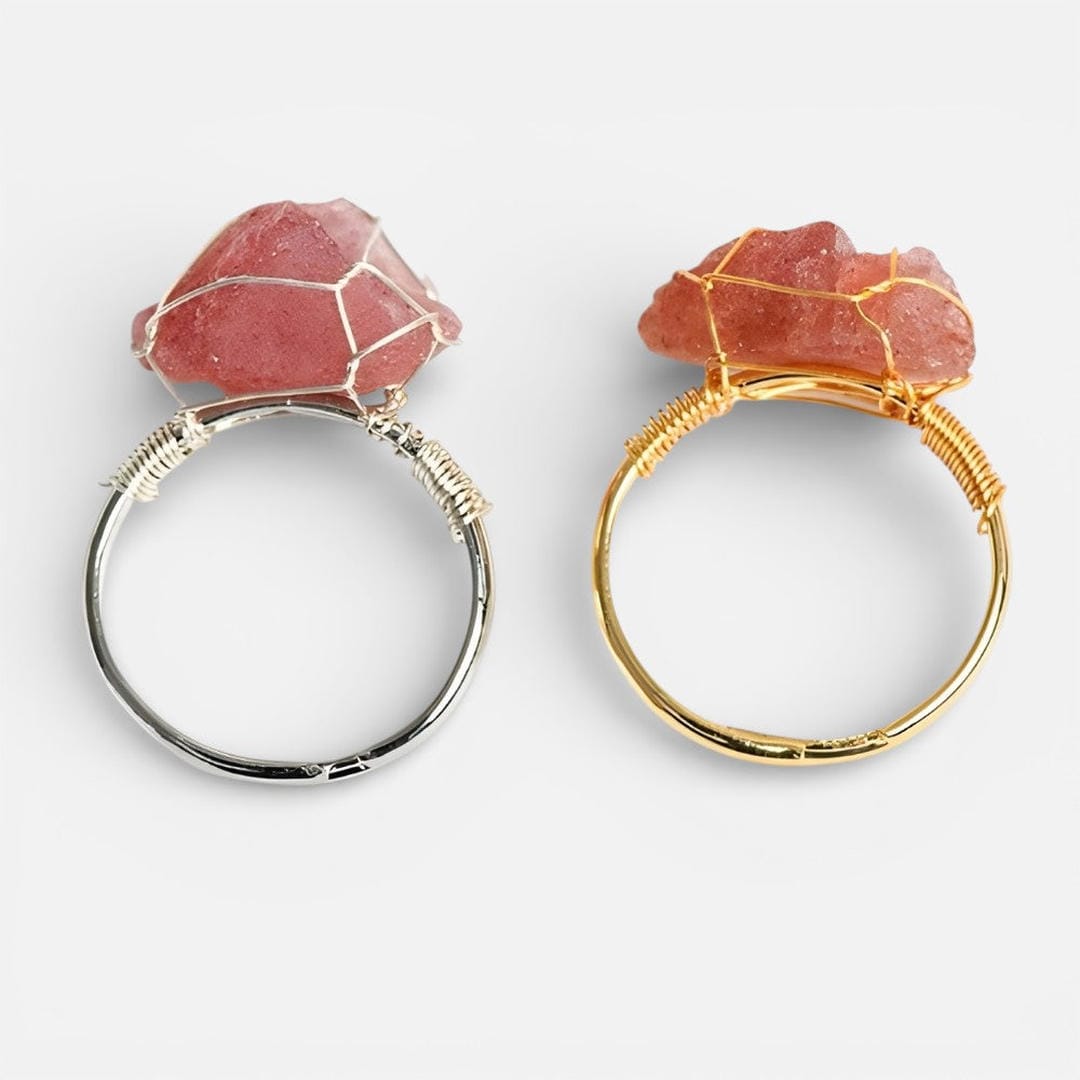 Anillos de oro con cristal en bruto alambrado