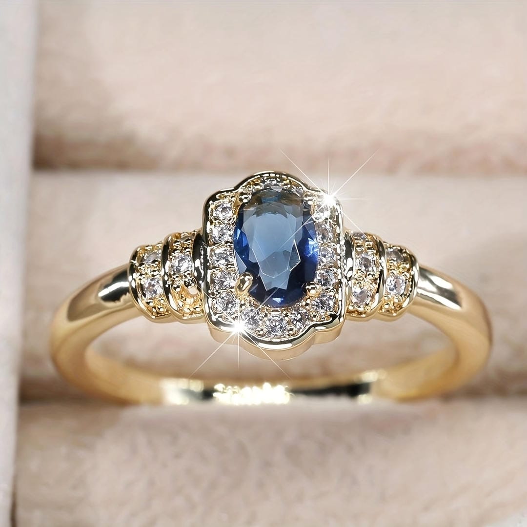 Anillo de cristal con halo de zafiro de reliquia familiar