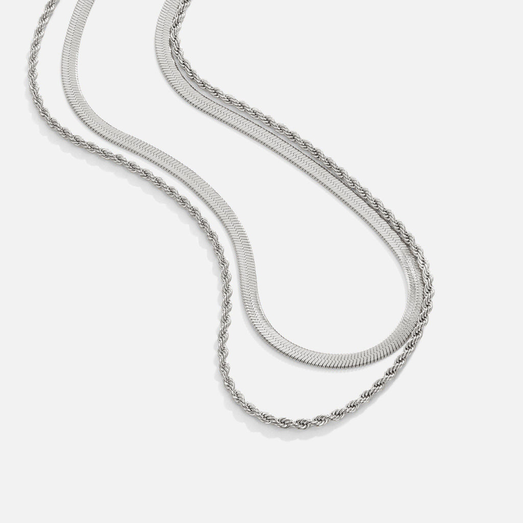 Collar Alexandra de capas plateadas