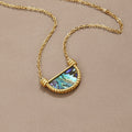 Collar Amalfi con conchas de color turquesa