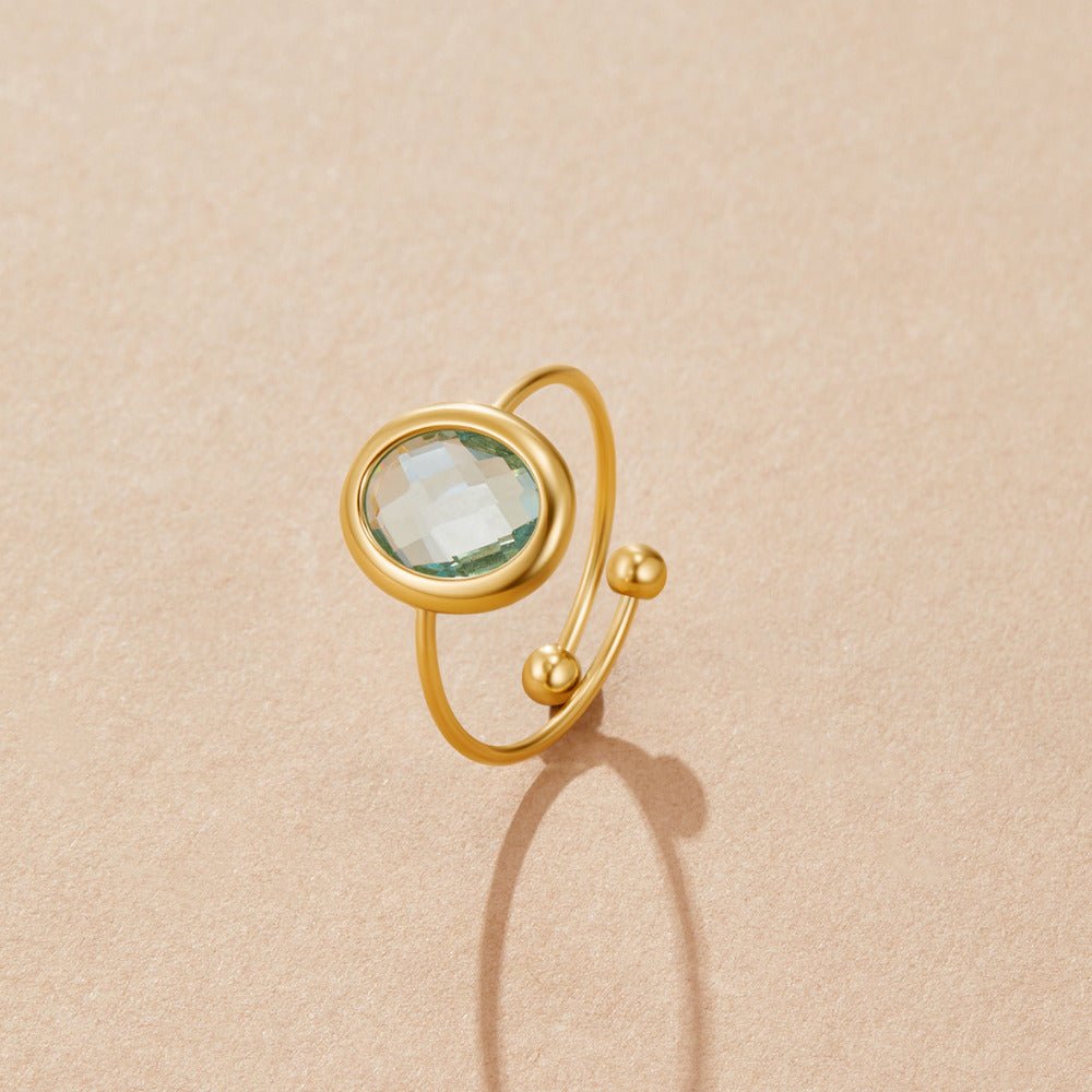 Anillo de oro con cristal de aguamarina