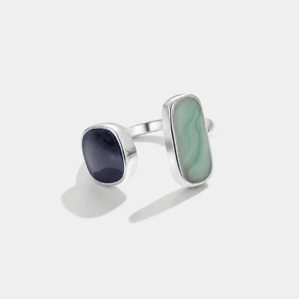 Anillo Envolvente de Plata con Aguamarina