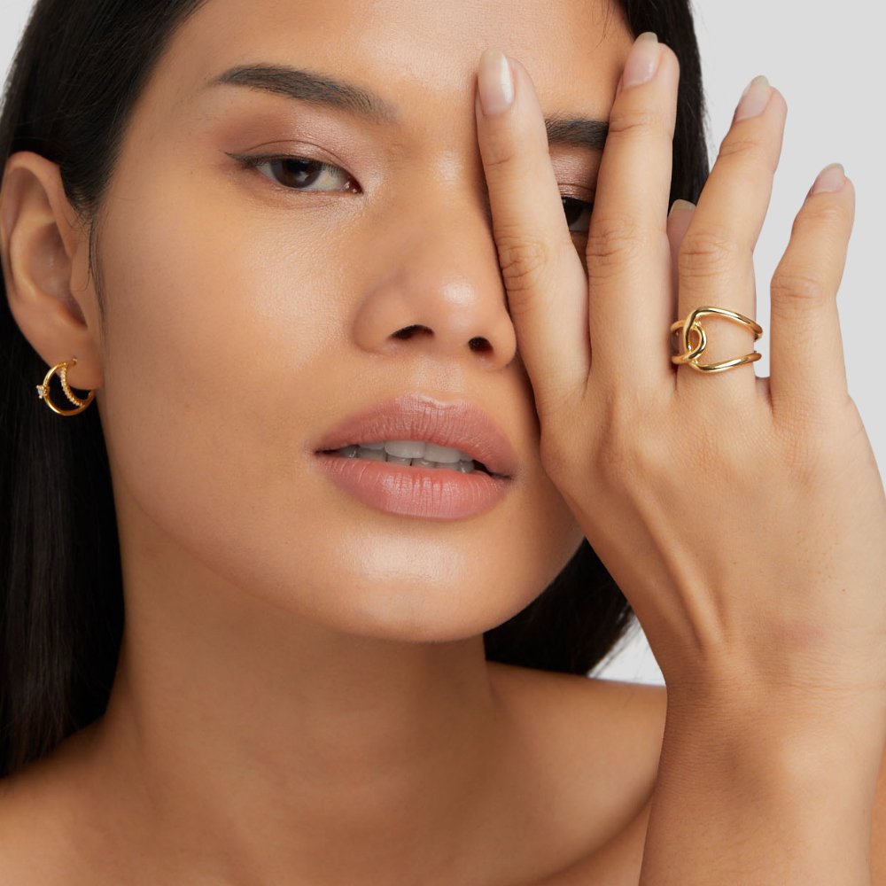 Anillo de oro Astrid