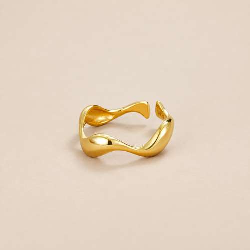 18K Gold Wave Ring