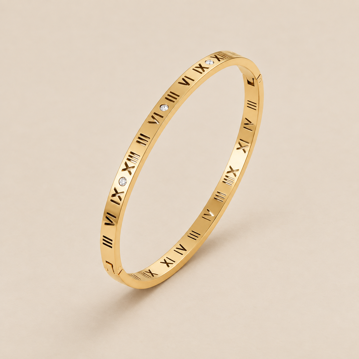 Brazalete romano clásico dorado