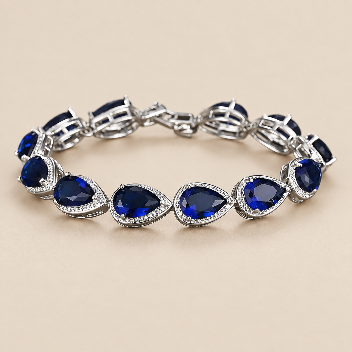 Seren Lysmera Bracelet
