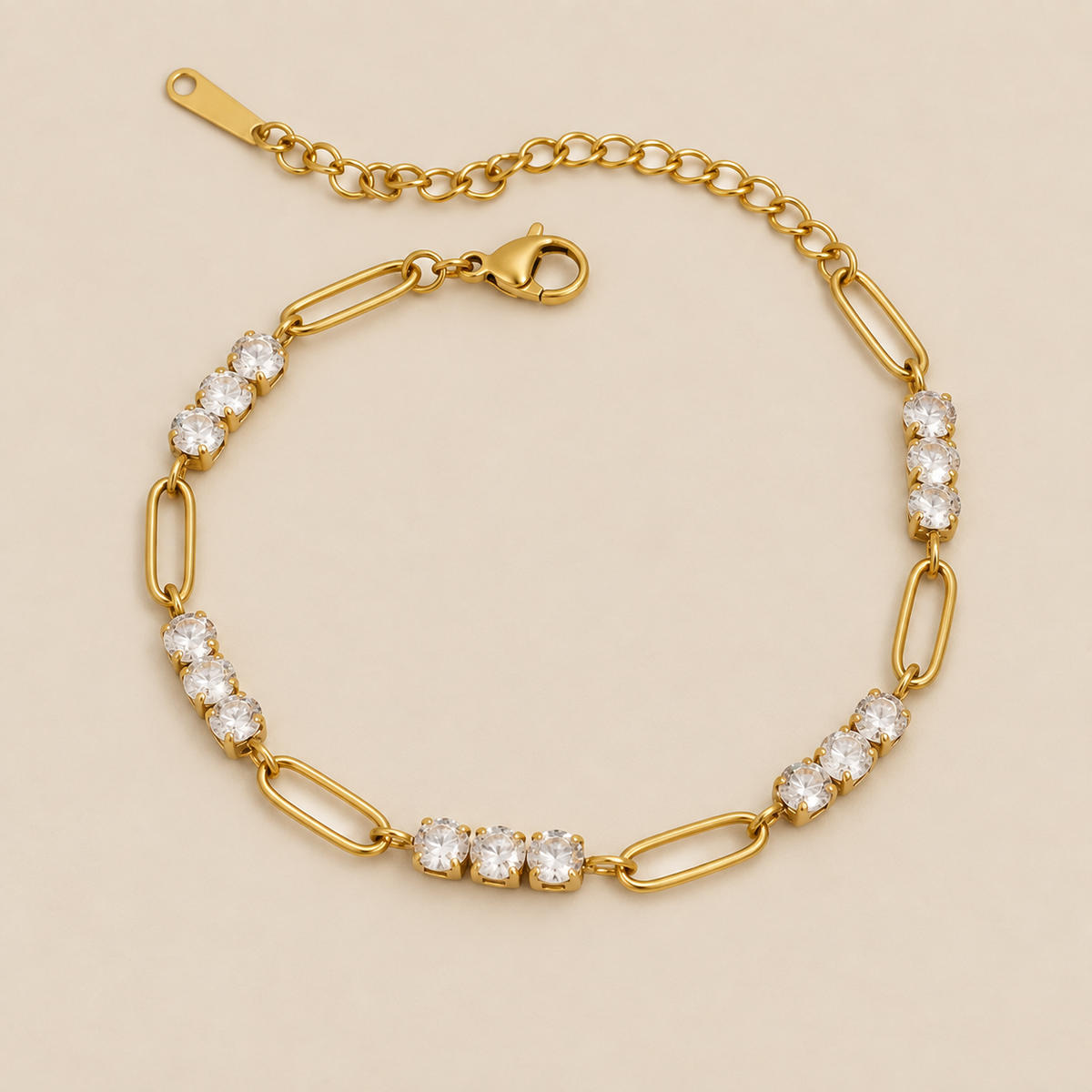 Gold Chain With Sparkling Crystals Bracelet