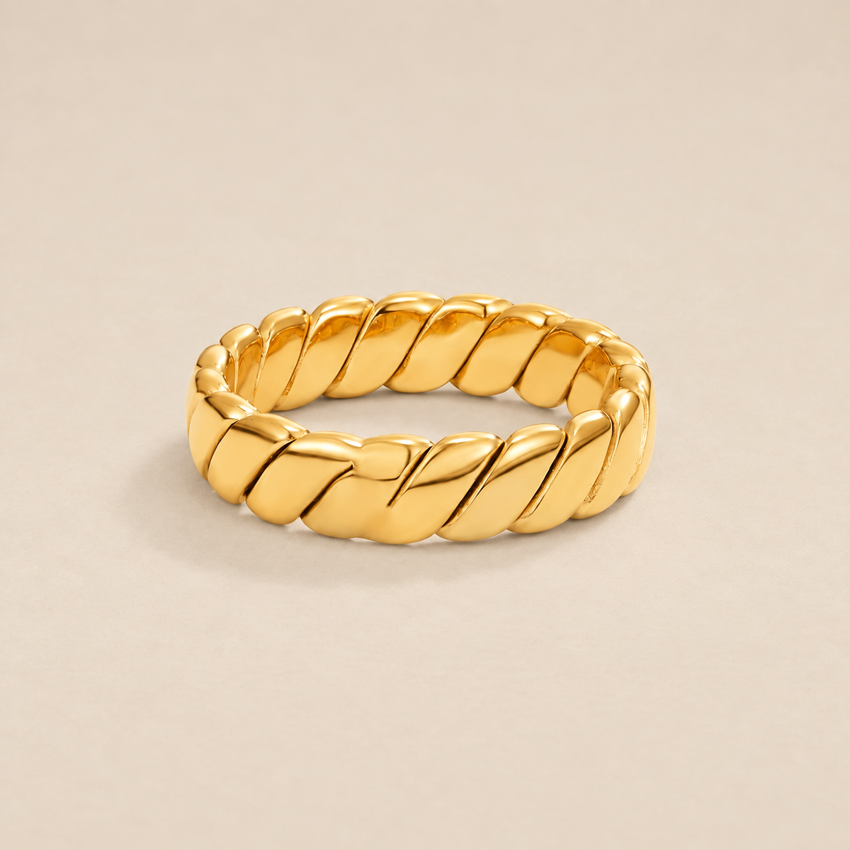 Calira Twisted Infinity Ring