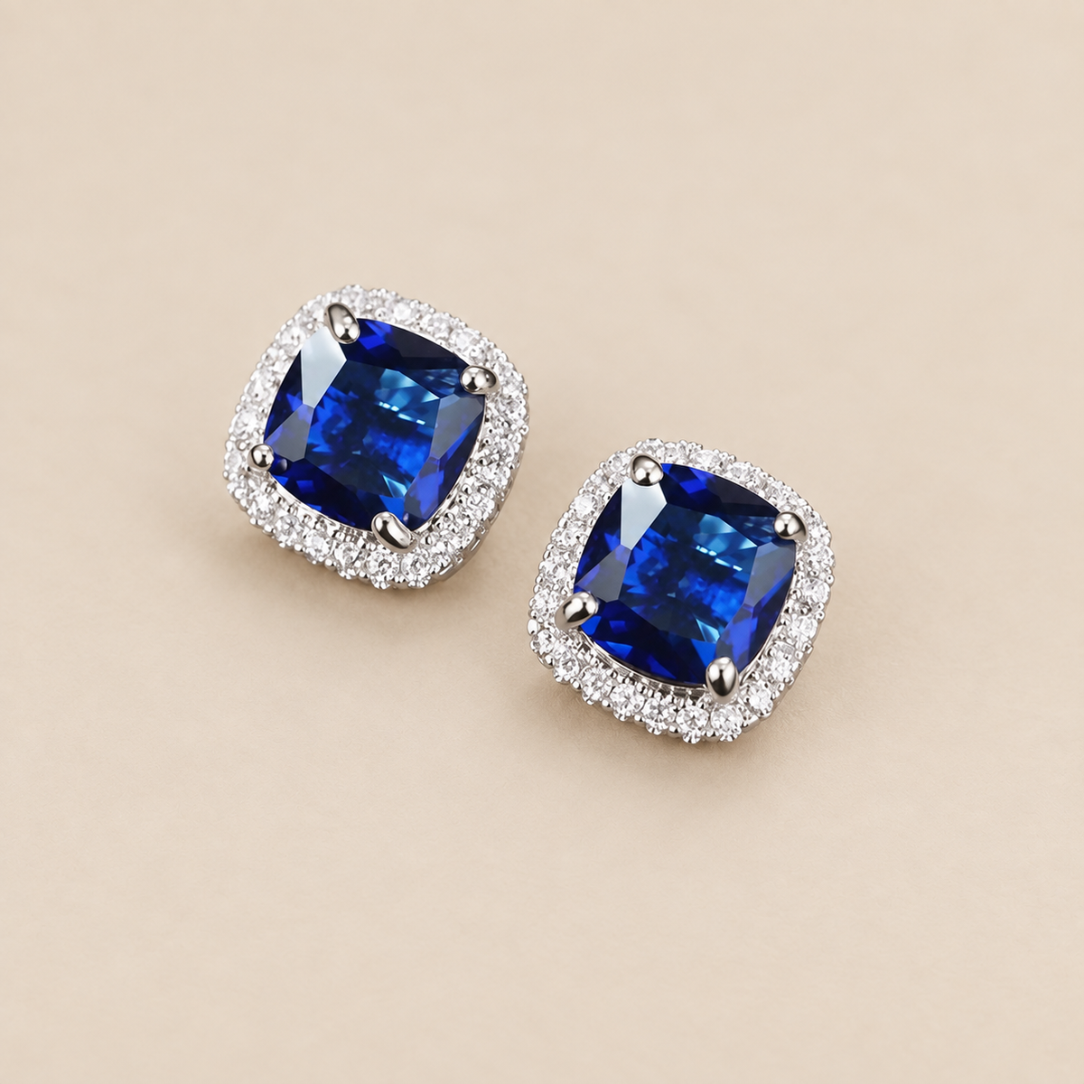 Pendientes de tachuela cuadrados Saphir