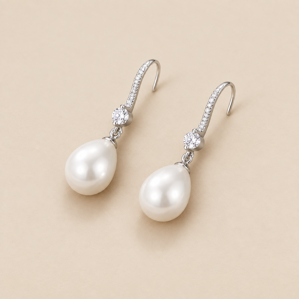 Pendientes de gota de cristal con perlas en forma de lágrima