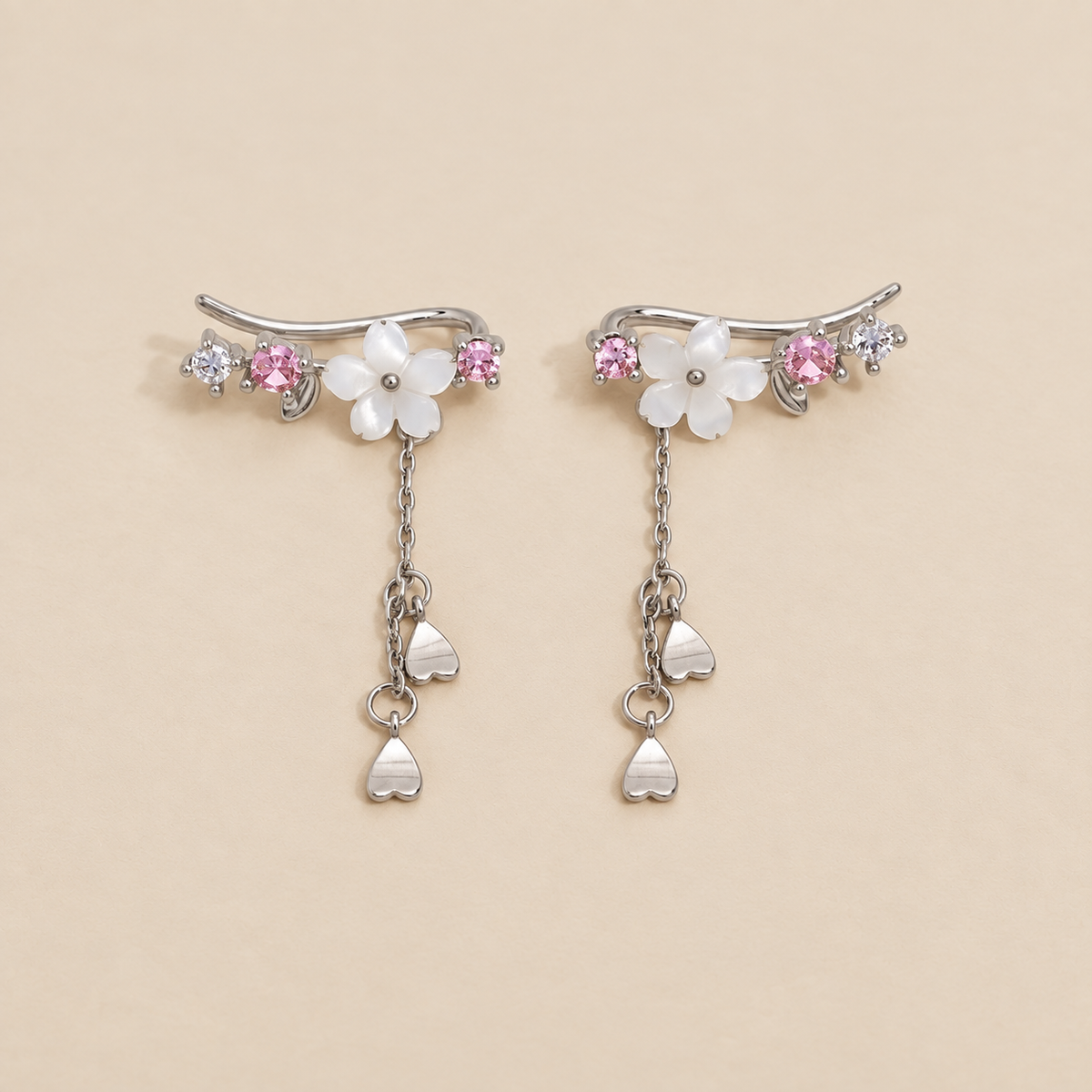 Pendientes de circonita de flor de cerezo
