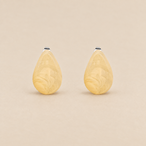 Pendientes en forma de lágrima de almendra