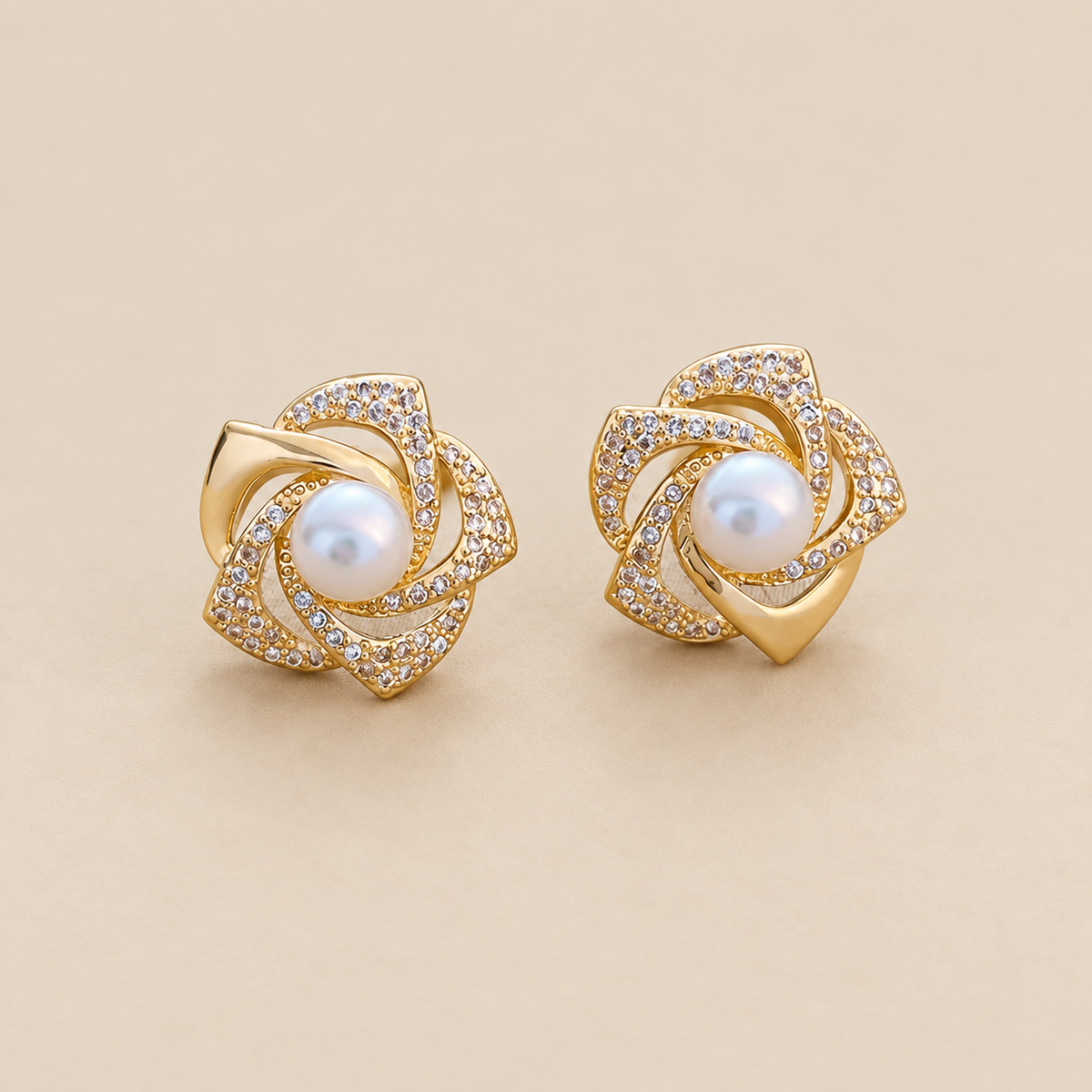 Elegant Bright Spiral Pearl Earrings