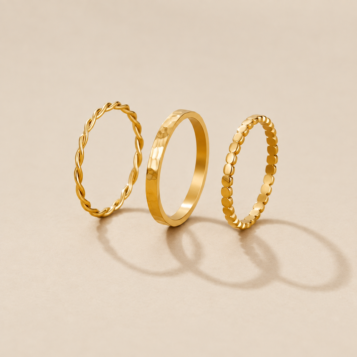Anillo apilable Hella Gold