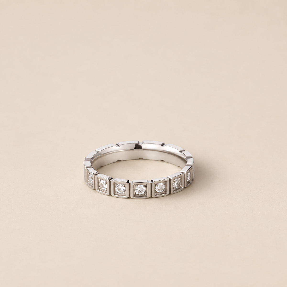 Hera Silver Crystal Ring