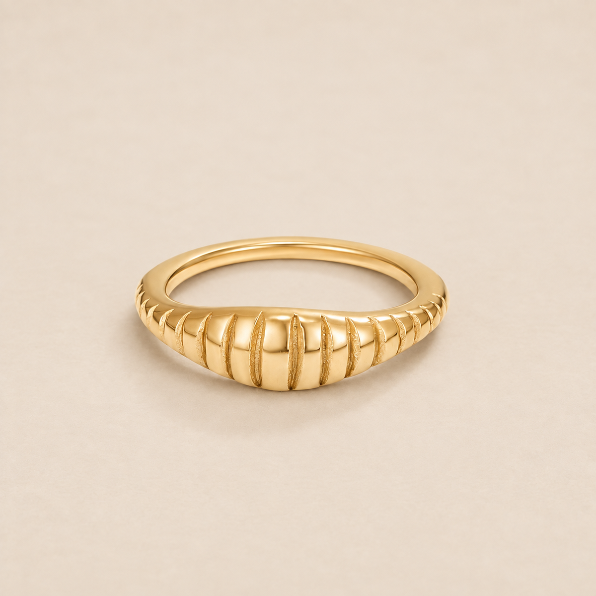 Kaila Mini Croissant Ring
