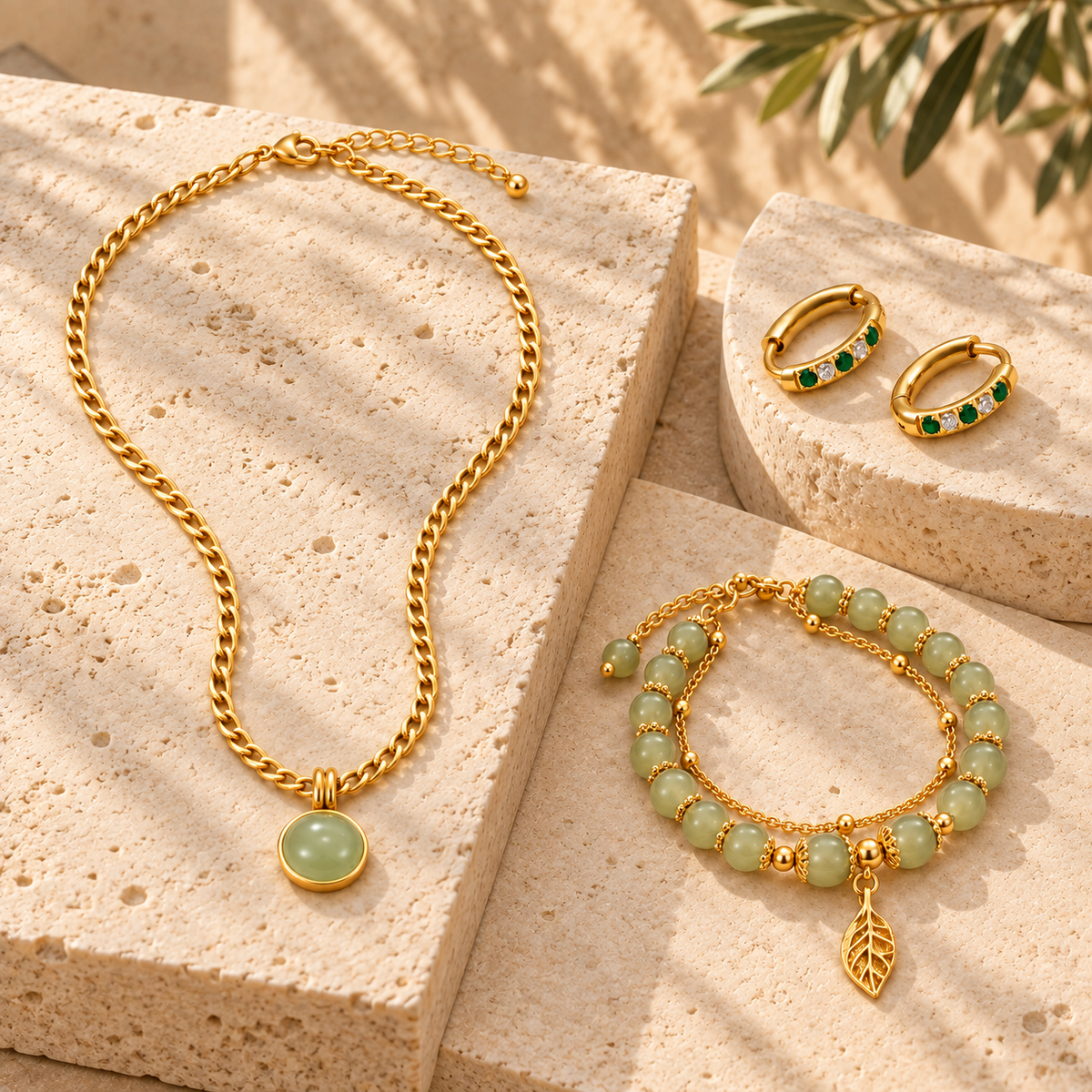 Conjunto de joyas Jade Verde sobre piedra clara