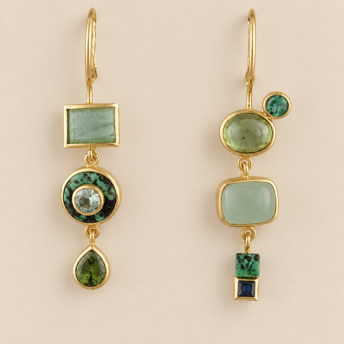 Pendientes Verdes Vintage sobre fondo crema