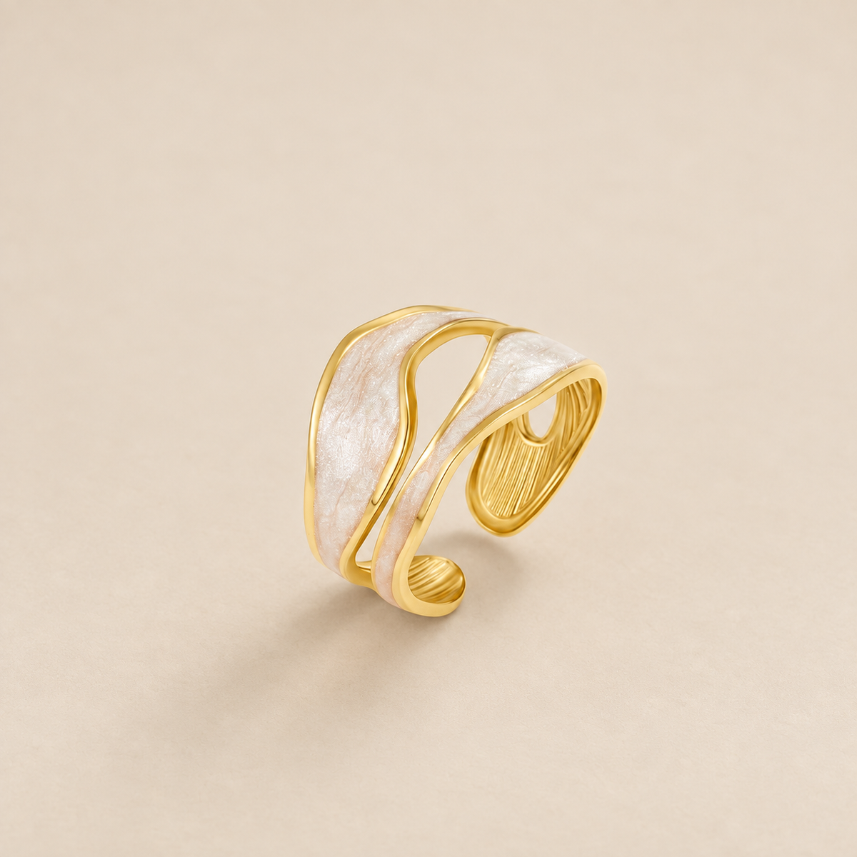 Wave Sahara Gold Ring
