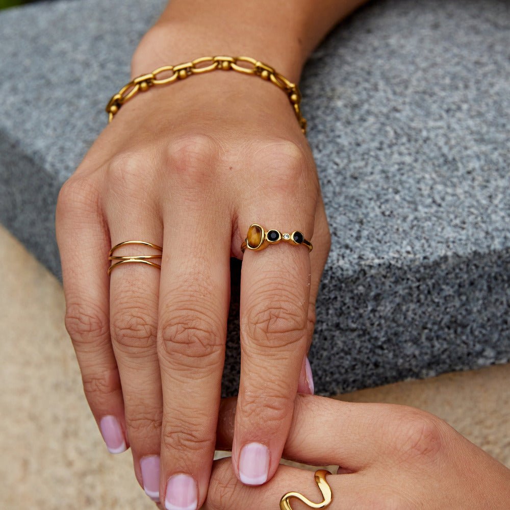 Anillo de cristal vintage Aurora
