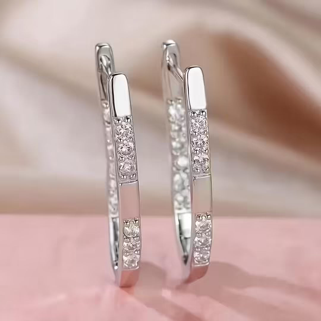 Pendientes Sofisticados con Piedras de Zirconia