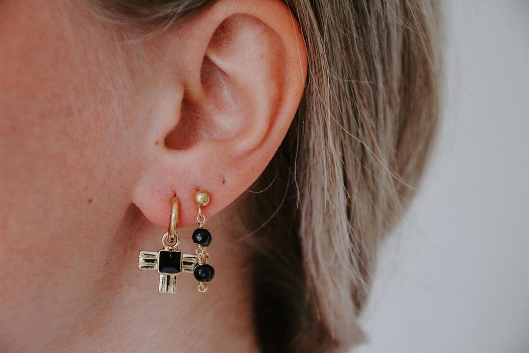 Pendientes Lea Sleek con varios abalorios de piedra