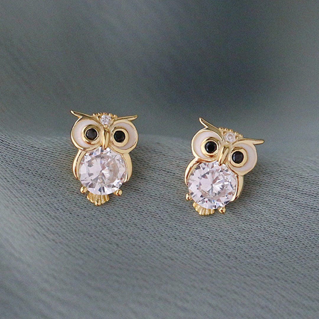 Aretes de búho con circonitas doradas