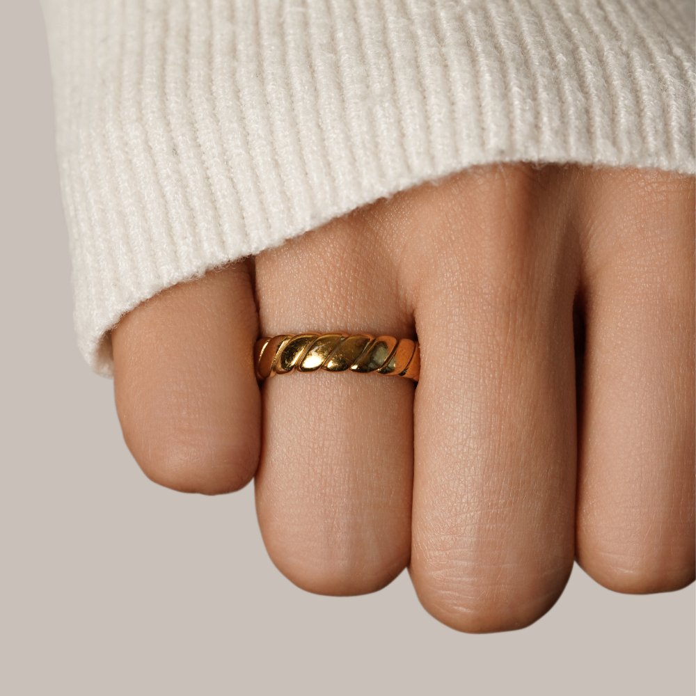 Anillo Infinito Trenzado Calira
