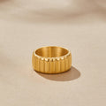 Anillo grueso Calira de oro