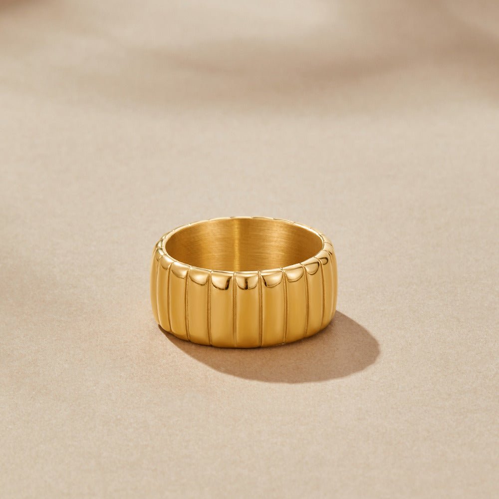 Anillo grueso Calira de oro